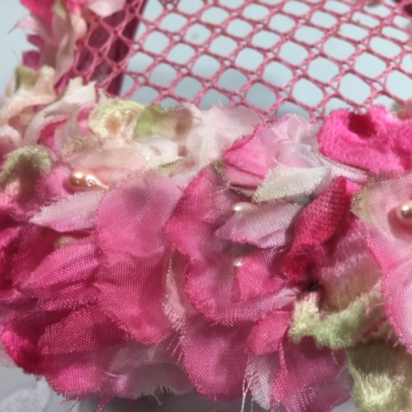 VTG 1950's Floral Blossom Capulet, Cocktail Hat w/ Pink White Flowers - Picture 5 of 7